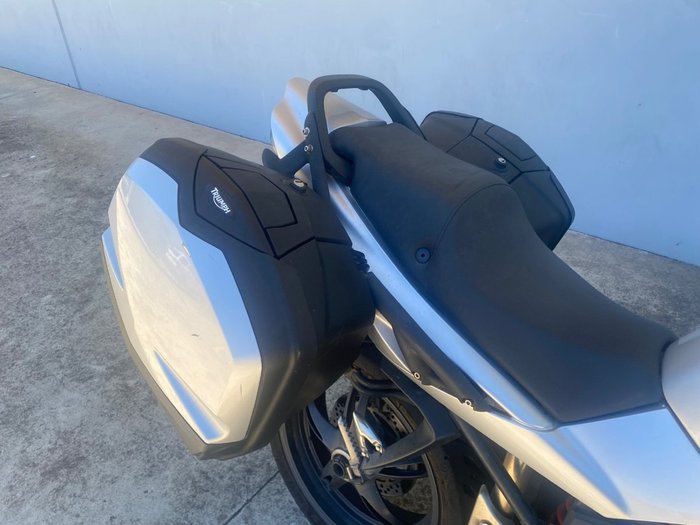 2006 Triumph SPRINT ST (ABS)