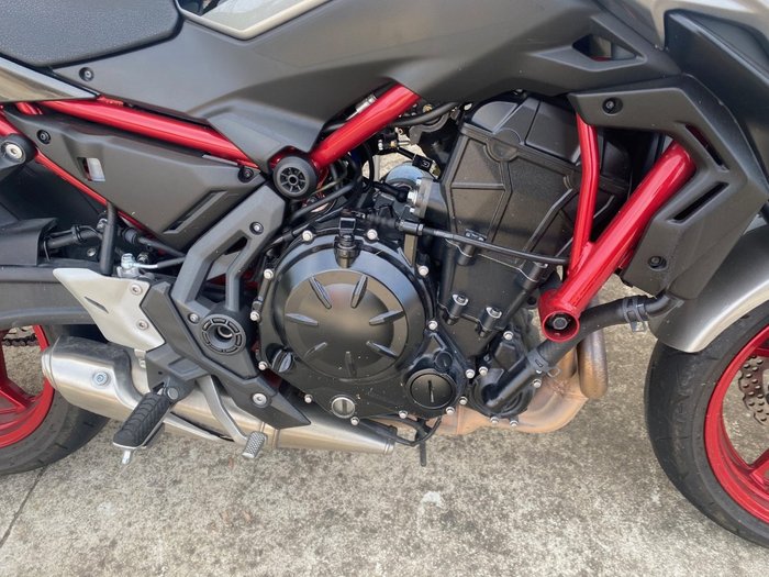 2022 Kawasaki Z650 RS Silver