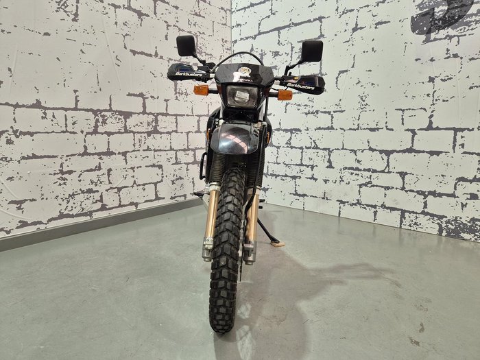 2017 Suzuki DR650SE DR Black