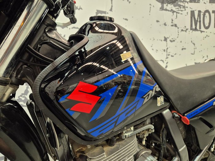 2017 Suzuki DR650SE DR Black