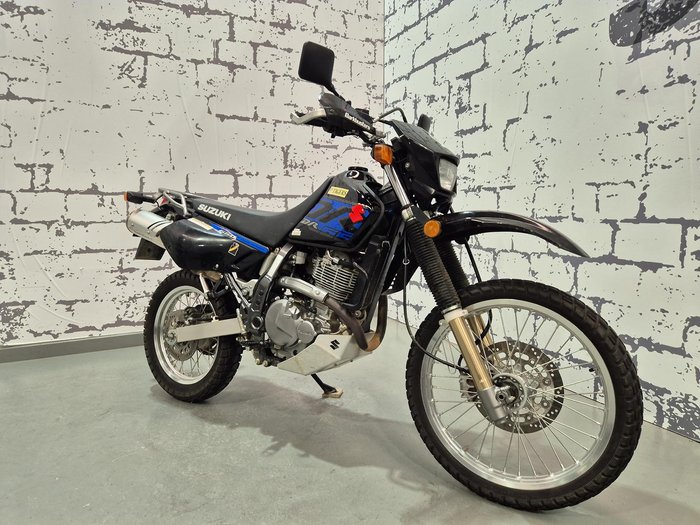 2017 Suzuki DR650SE DR Black