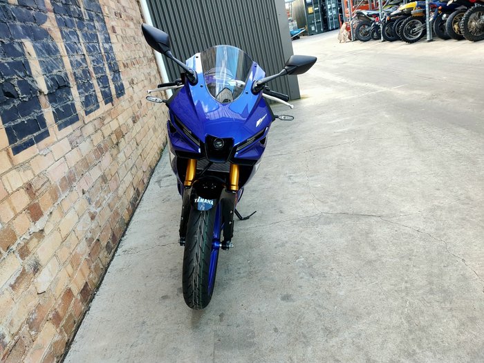 2025 YAMAHA YZF-R3 ROAD BLUE