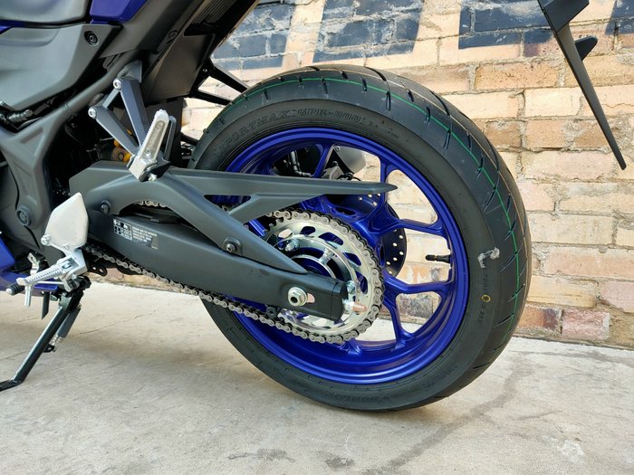 2025 YAMAHA YZF-R3 ROAD BLUE