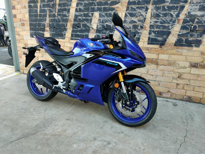 2025 YAMAHA YZF-R3 ROAD BLUE
