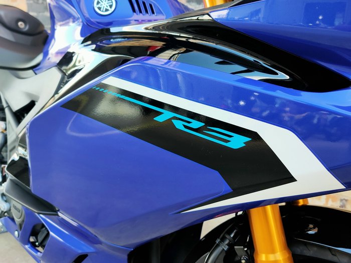 2025 YAMAHA YZF-R3 ROAD BLUE