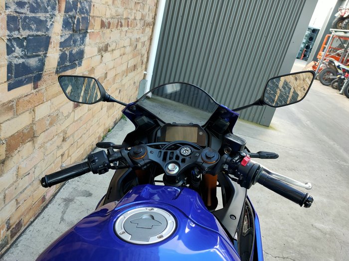 2025 YAMAHA YZF-R3 ROAD BLUE