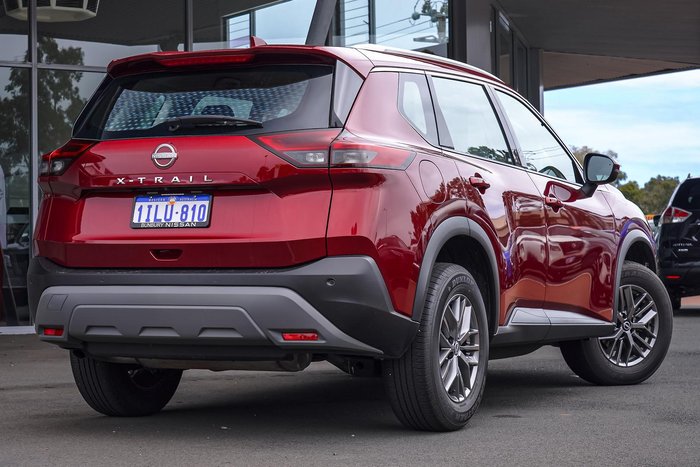 2024 Nissan X-TRAIL ST