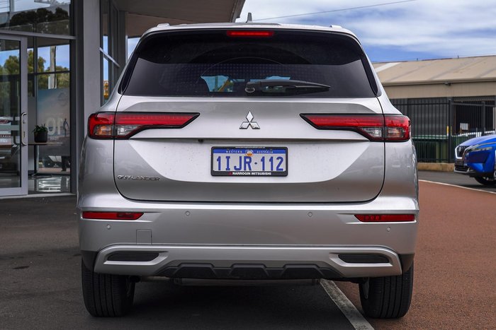 2024 Mitsubishi Outlander LS ZM MY24 Sterling Silver