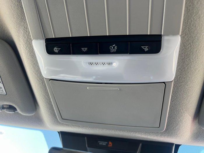 2025 Mitsubishi Triton GLX+