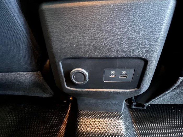 2025 Mitsubishi Triton GLX+