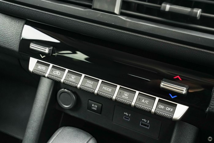 2025 Mitsubishi Triton GLX+ MV MY25 4X4 Dual Range Graphite Grey