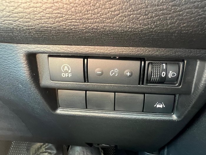 2025 Mitsubishi Triton GLX MV MY25 4X4 Dual Range White