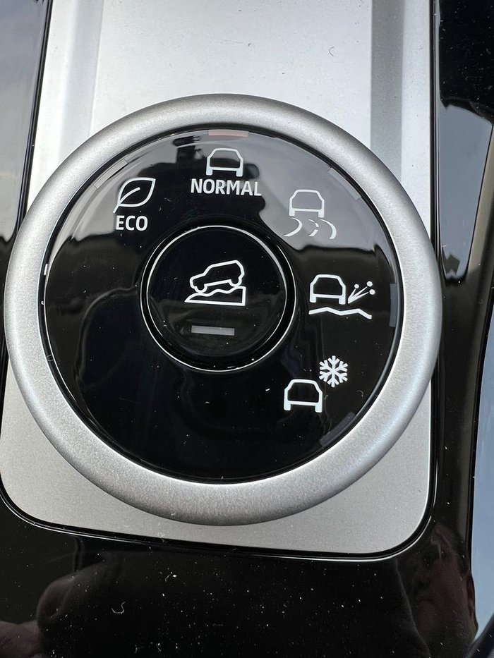 2025 Mitsubishi Outlander ES ZM MY24 White