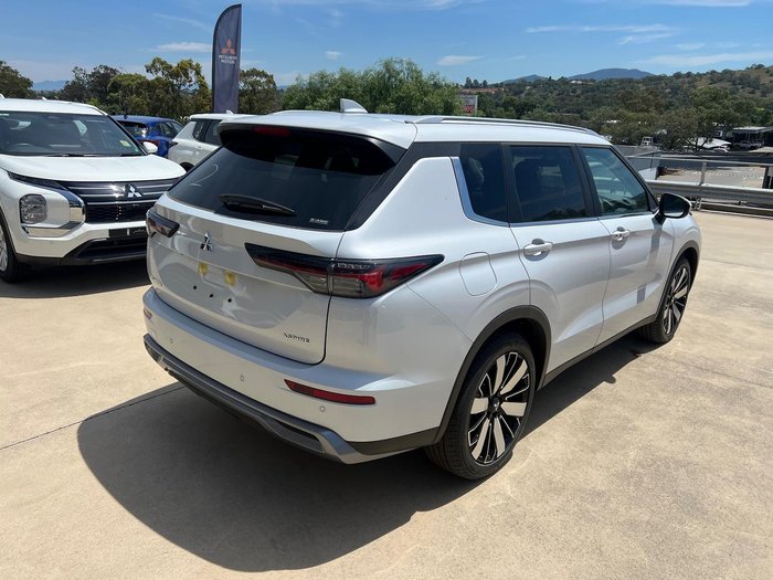 2025 Mitsubishi Outlander Aspire ZM MY25 AWD White Diamond