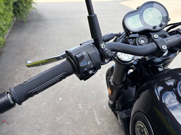 2022 Benelli LEONCINO (ABS) BLACK