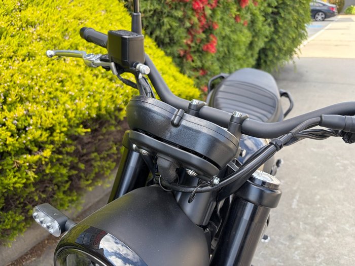 2022 Benelli LEONCINO (ABS) BLACK