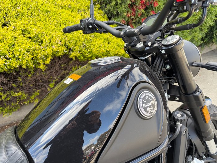 2022 Benelli LEONCINO (ABS) BLACK