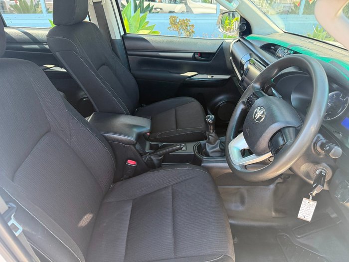 2018 Toyota Hilux SR