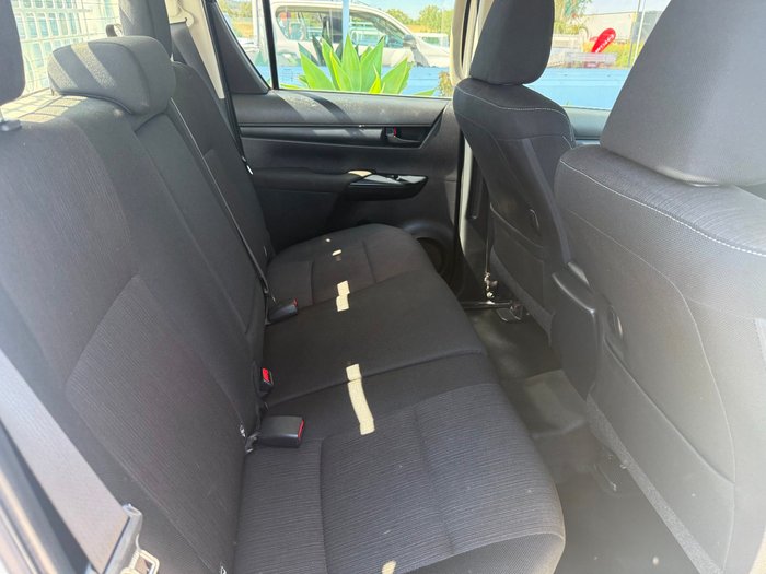 2018 Toyota Hilux SR