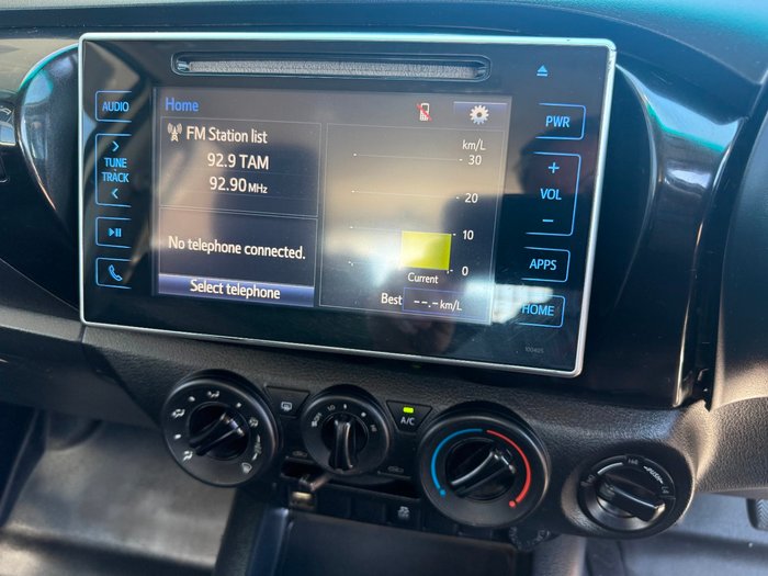 2018 Toyota Hilux SR