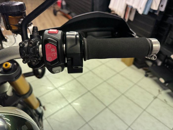 2019 TRIUMPH SCRAMBLER 1200 XE White