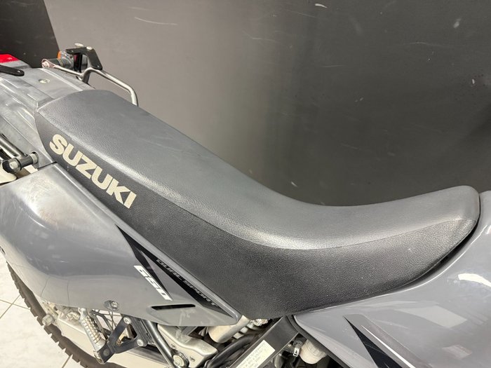 2012 SUZUKI DR650SE Black