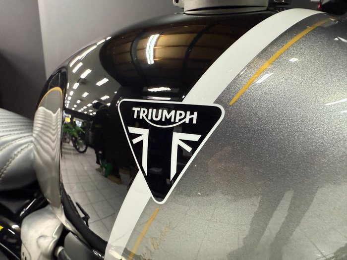 2022 TRIUMPH SCRAMBLER 1200 XE Silver