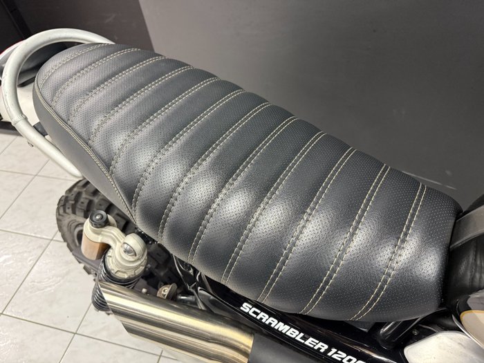 2022 TRIUMPH SCRAMBLER 1200 XE Silver