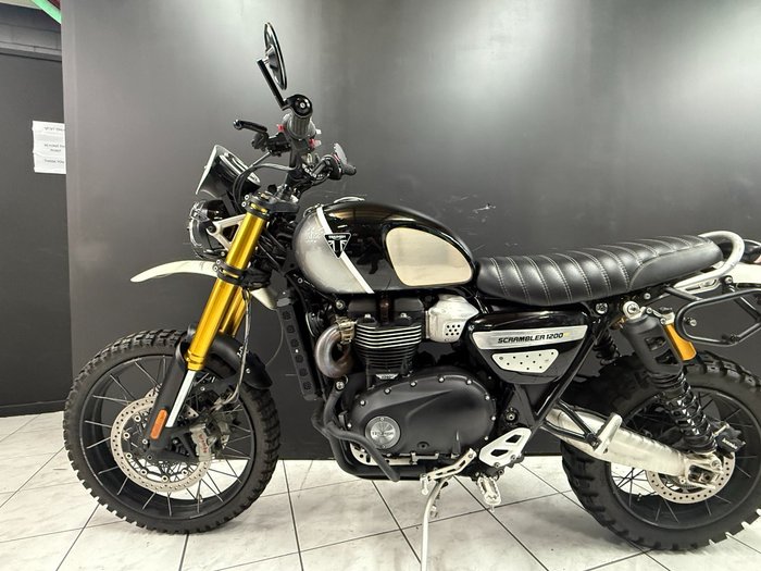 2022 TRIUMPH SCRAMBLER 1200 XE Silver