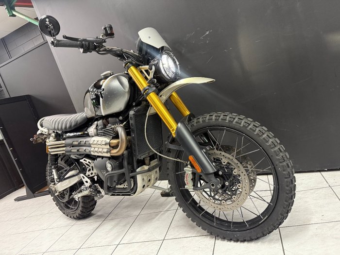 2022 TRIUMPH SCRAMBLER 1200 XE Silver