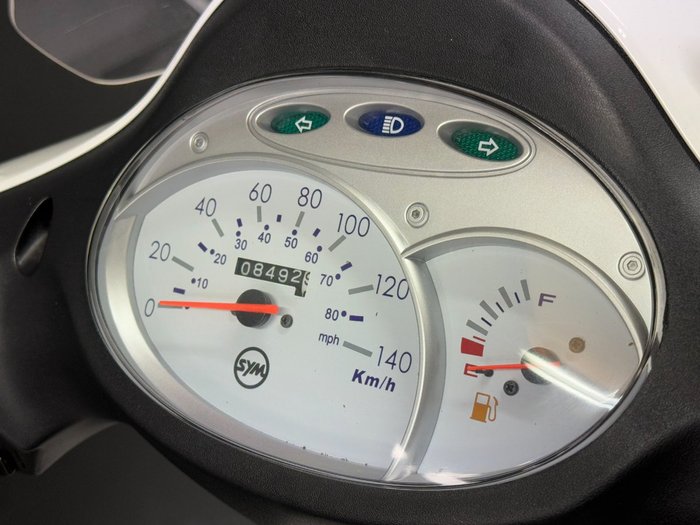 2021 SYM CLASSIC 125 White