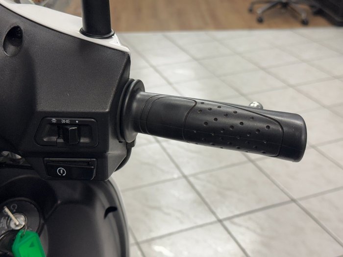 2021 SYM CLASSIC 125 White