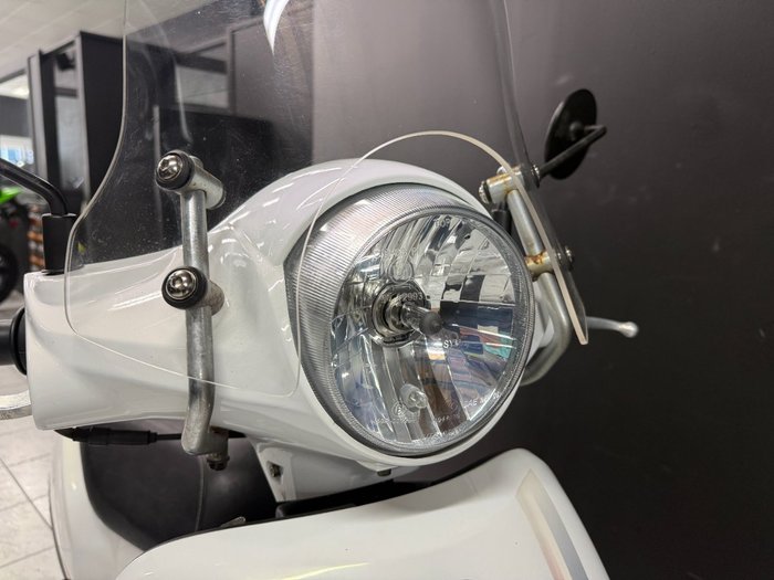 2021 SYM CLASSIC 125 White