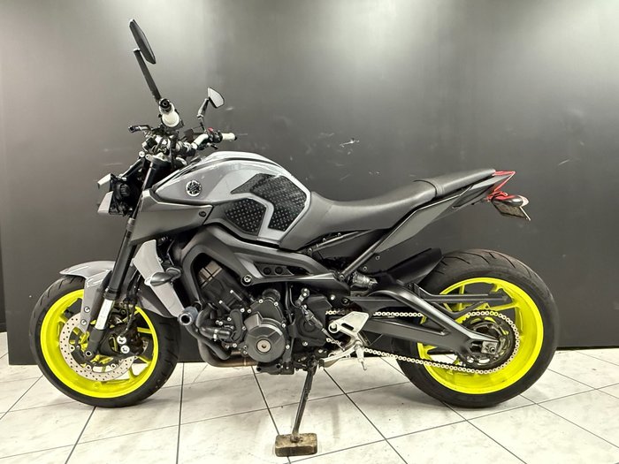 2017 Yamaha MT-09A GREY