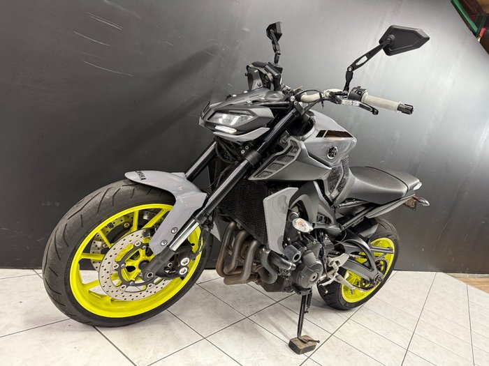 2017 Yamaha MT-09A GREY