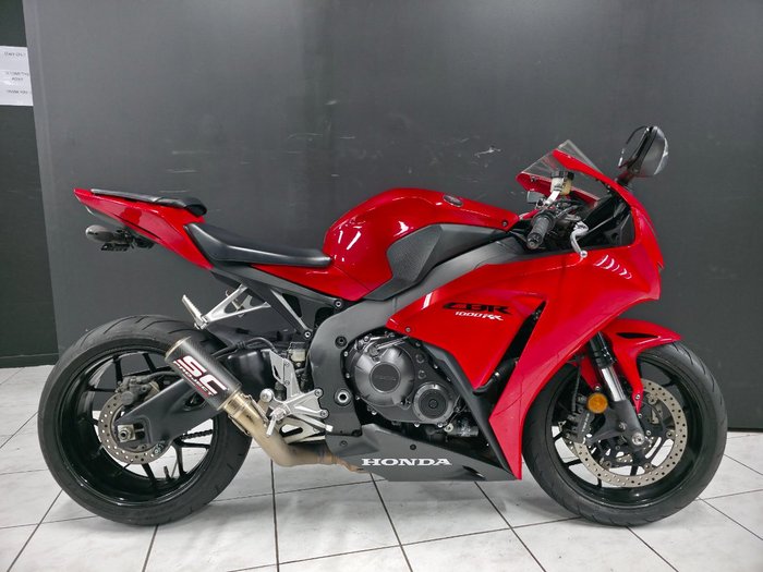 2015 Honda CBR1000RR (FIREBLADE) Red
