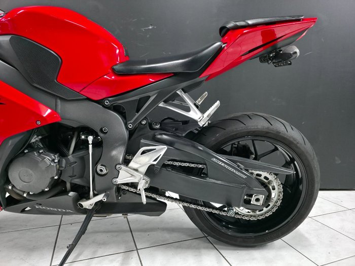 2015 Honda CBR1000RR (FIREBLADE) Red