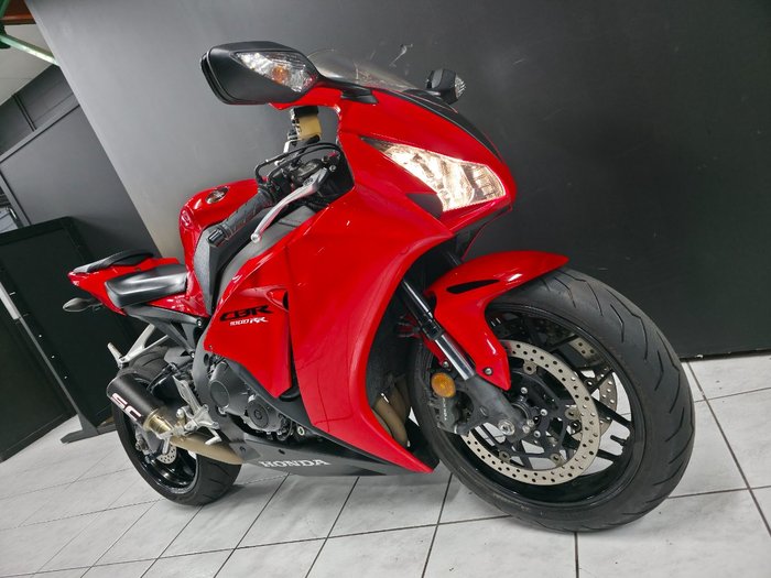 2015 Honda CBR1000RR (FIREBLADE) Red