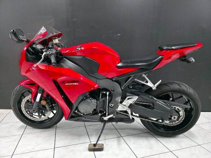 2015 Honda CBR1000RR (FIREBLADE) Red