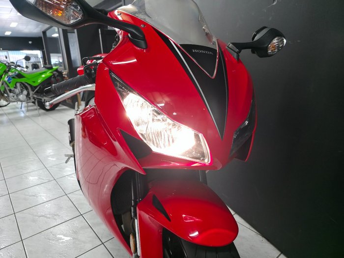 2015 Honda CBR1000RR (FIREBLADE) Red