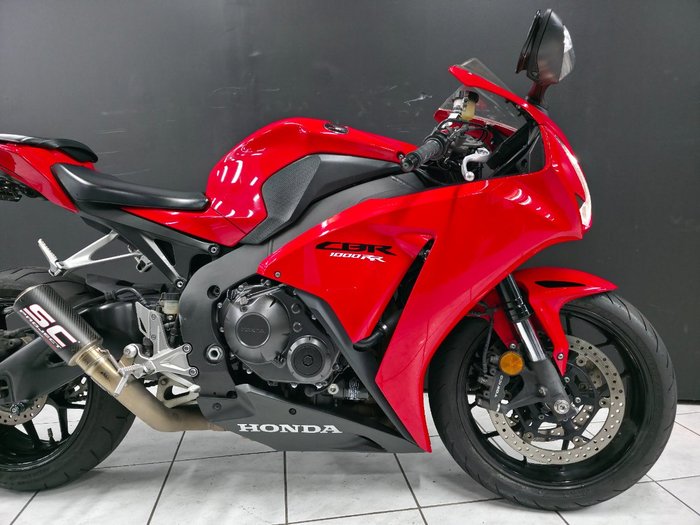 2015 Honda CBR1000RR (FIREBLADE) Red