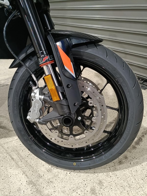 2024 KTM 790 DUKE GREY