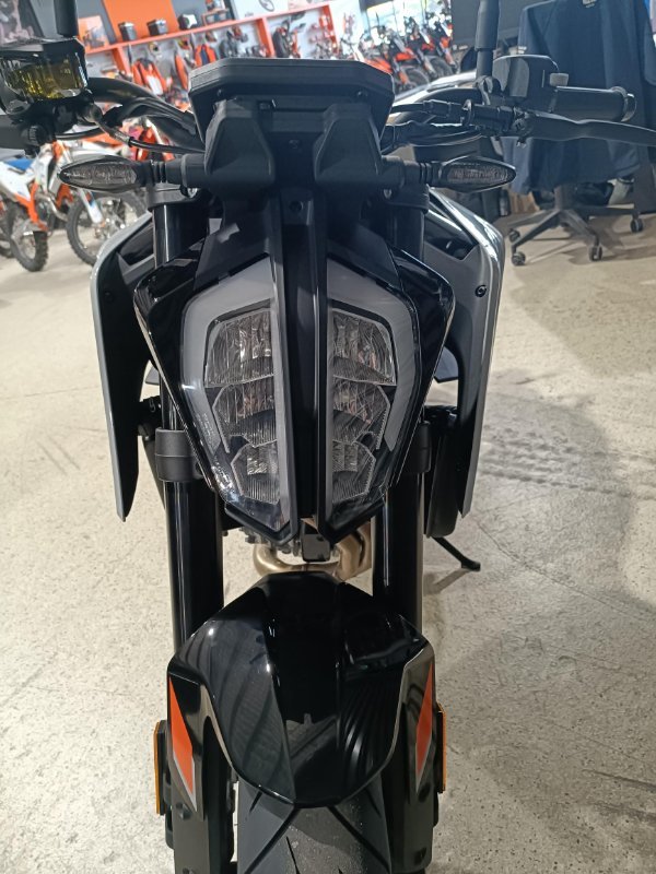 2024 KTM 790 DUKE GREY