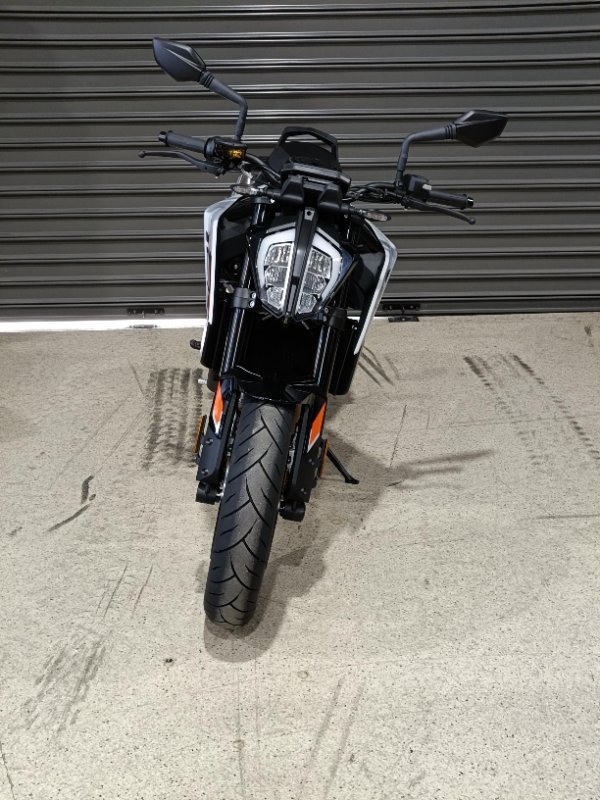 2024 KTM 790 DUKE GREY