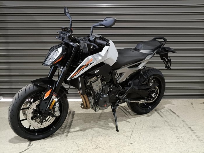 2024 KTM 790 DUKE GREY
