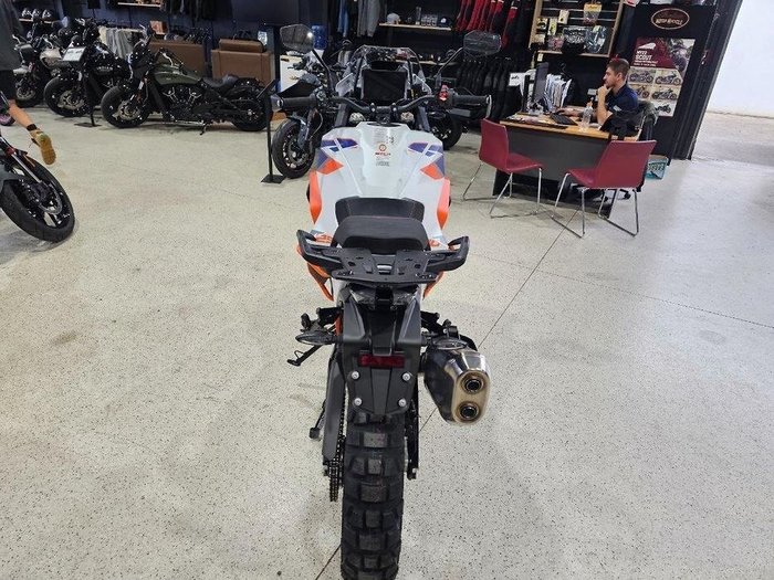 2023 KTM SUPER ADVENTURE R ORANGE