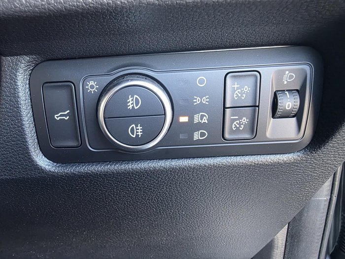 2025 Ford Everest Trend