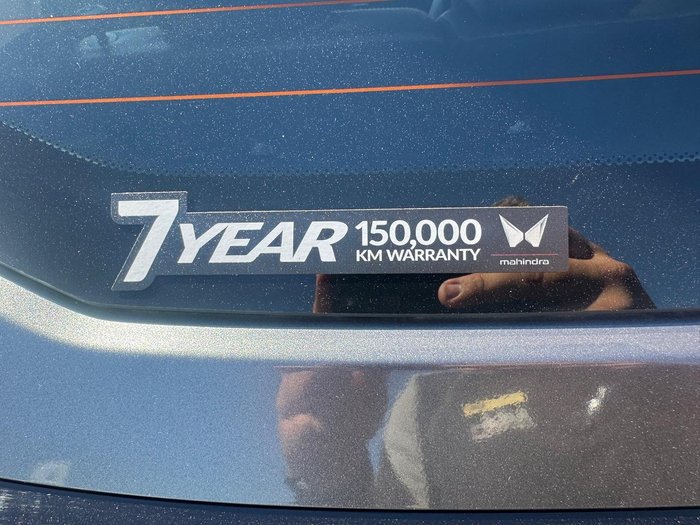 2025 Mahindra XUV3XO AX7L