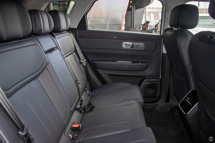 2025 Jaecoo J7 SHS Summit