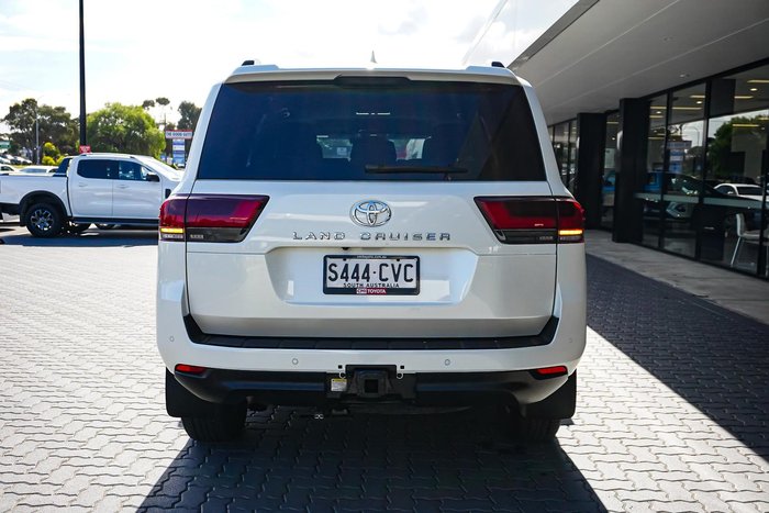 2023 Toyota Landcruiser VX